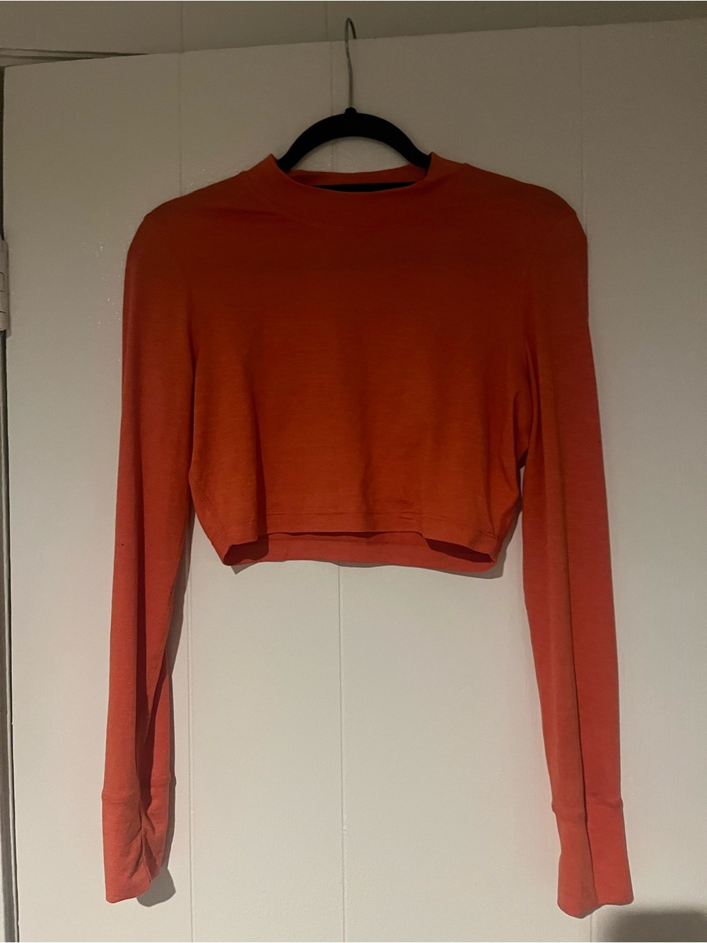 Vuori Women's Cropped Long-Sleeve Top - Orange medium